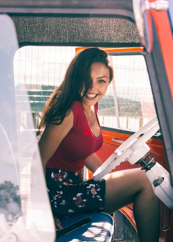 María T.